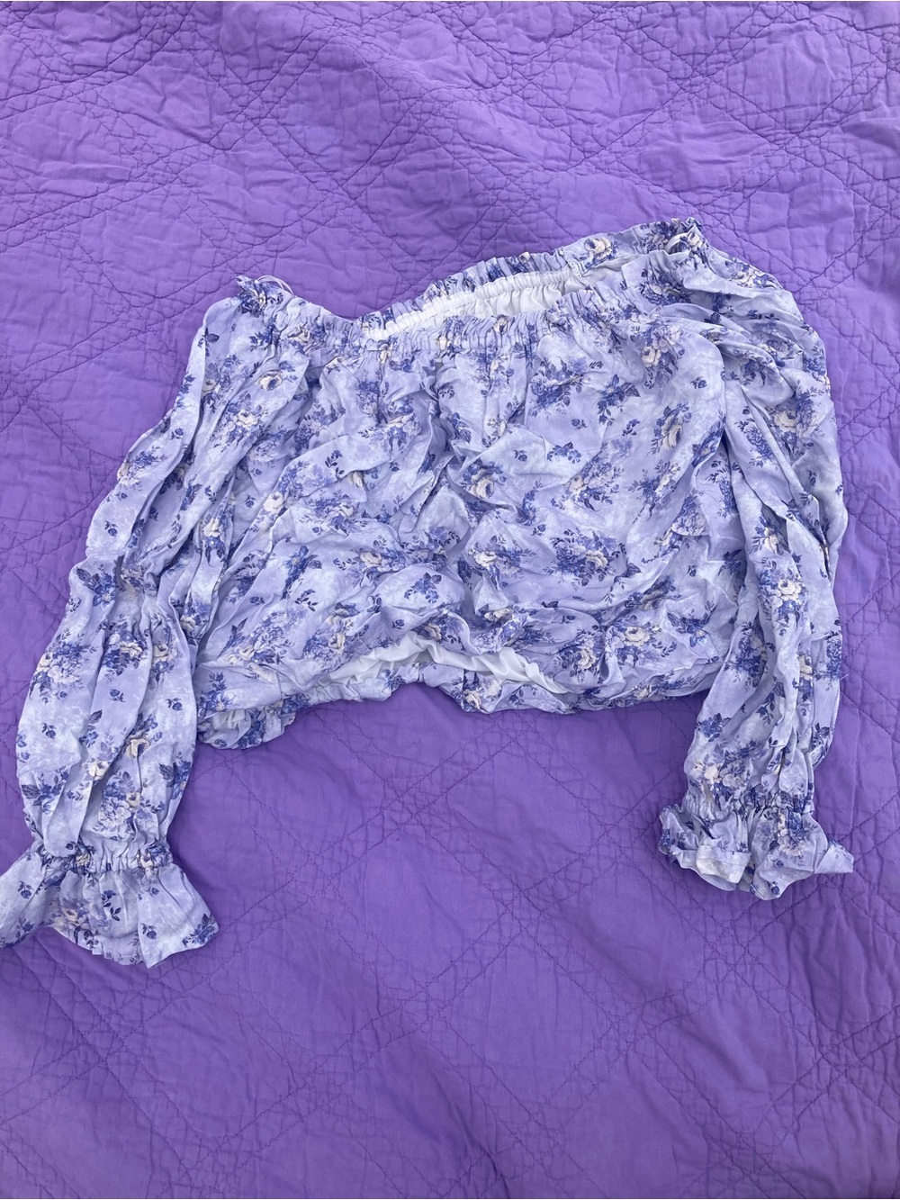 Francesca's Collections Lavender Floral Off-Shoulder Blouse
